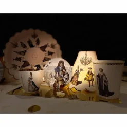 8 Assiettes en carton 