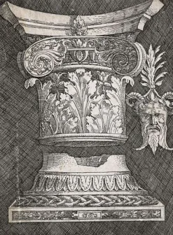 Base et chapiteau de colonne avec un ornement en forme de masque (panneaux aluminium)