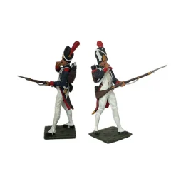 Sale Figurine en métal Grenadier se préparant à recharger Figurines