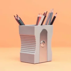 Best Pot à crayons en plastique - Taille-crayon Gris - Balvi Design|Accessoires De Bureau